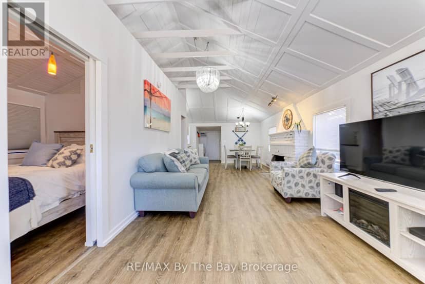 278 Coastline Drive — photo 8 of 19