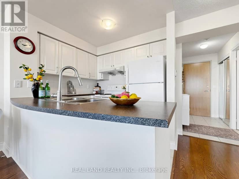 805 - 60 Brian Harrison Way — photo 13 of 40