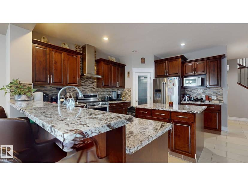 1232 Cunningham Dr SW — photo 9 of 25