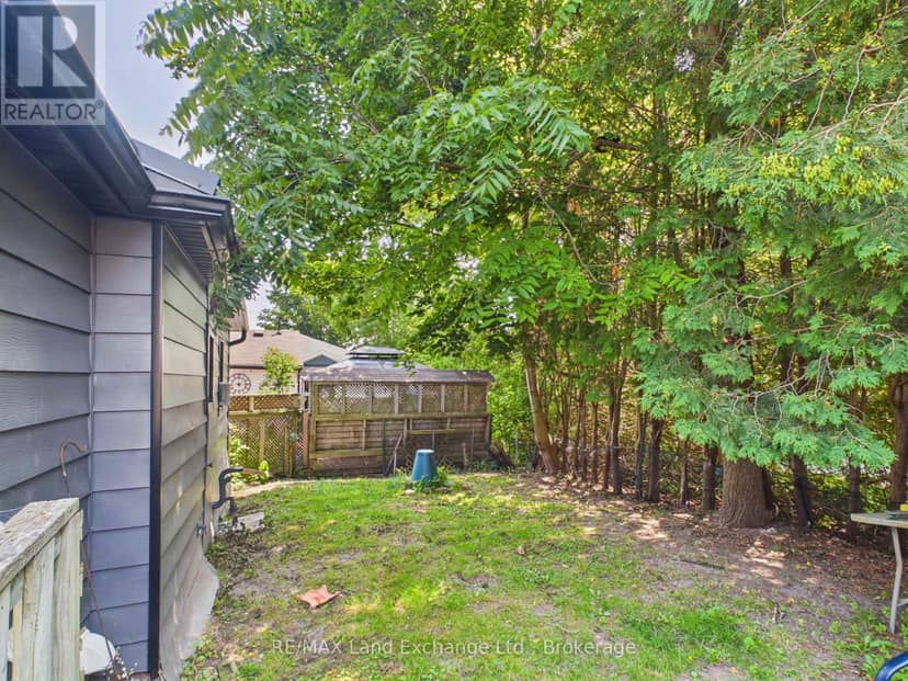 410 Russell Street — photo 14 of 15