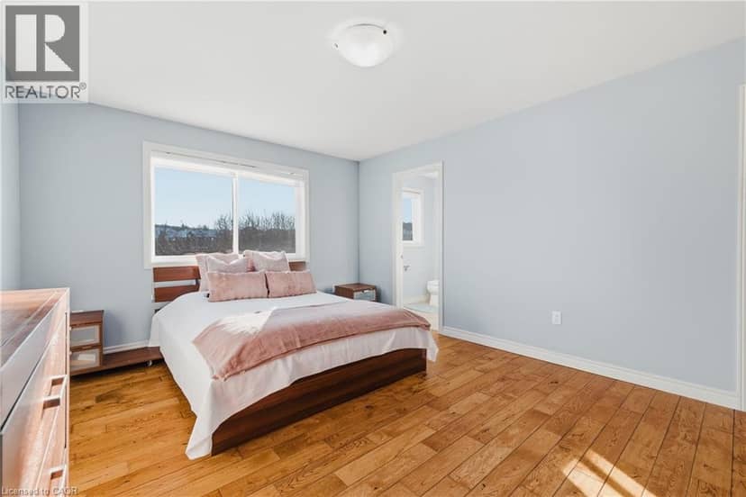 23 DOON CREEK Street — photo 12 of 40