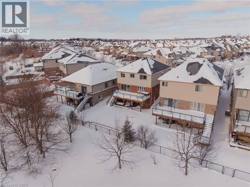 23 DOON CREEK Street — photo 38 of 40