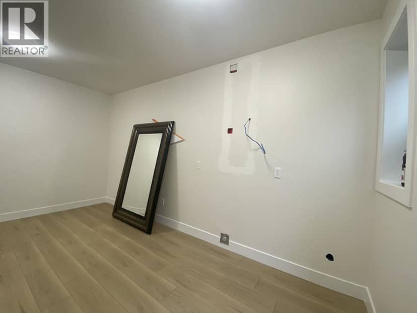 1 Bed Suite 7542 LINDRICK COURT, Burnaby, photo 3
