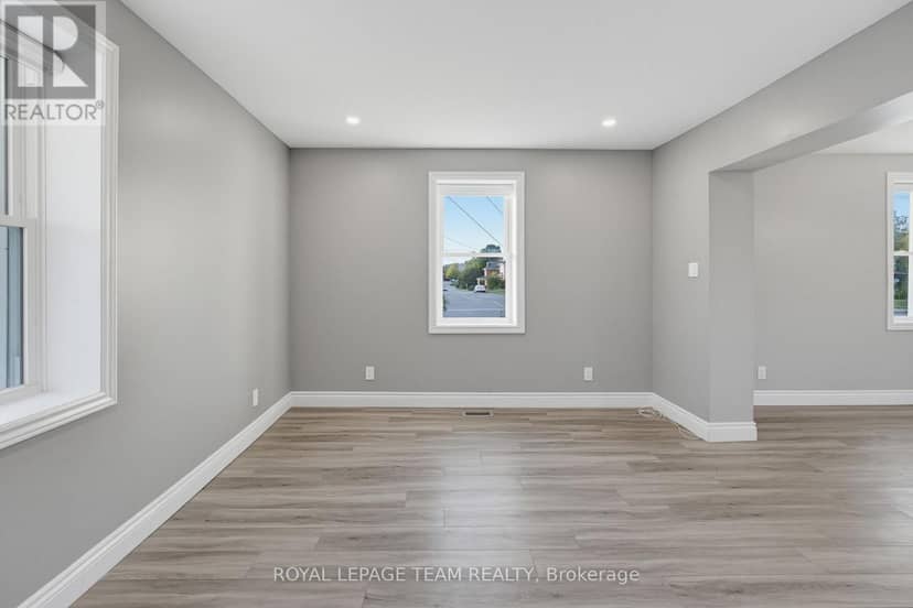 81 Bank Street S — photo 14 of 35