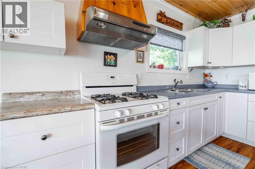 2399 LAKESHORE Road — photo 21 of 40