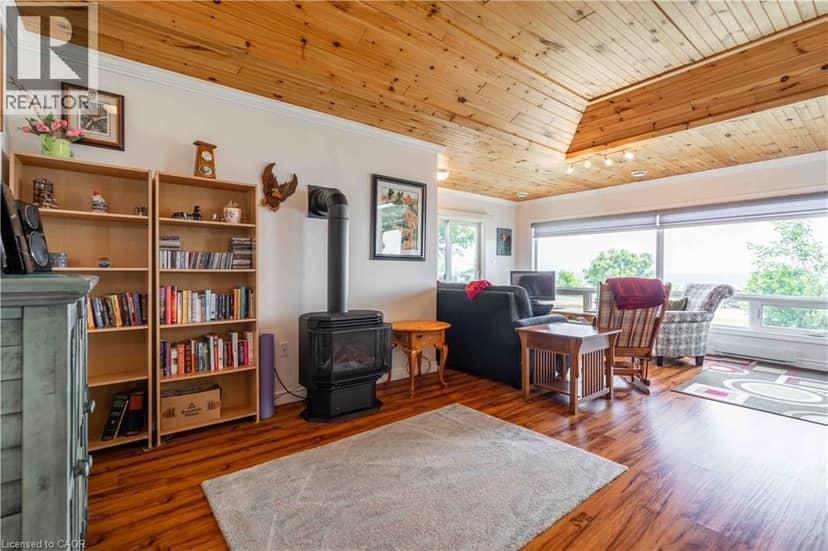 2399 LAKESHORE Road — photo 17 of 40