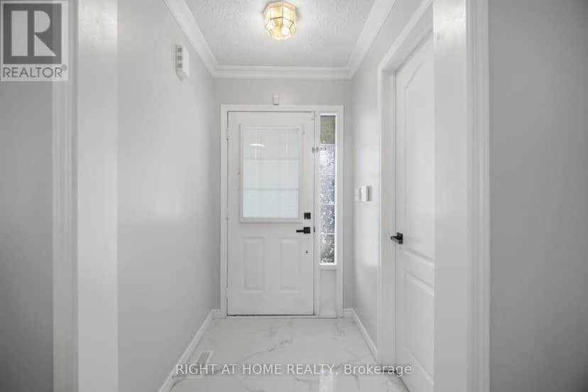 475 Collis Court — photo 5 of 31