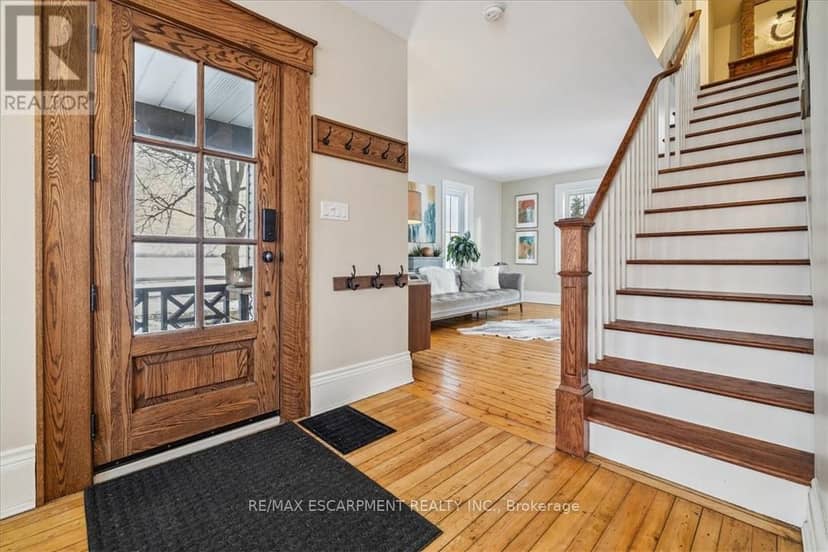 110 Cream Street — photo 19 of 40