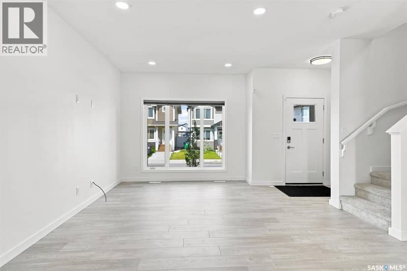 1070 Brighton GATE — photo 2 of 39