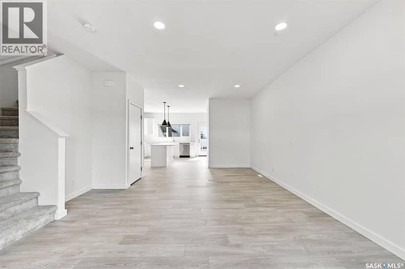 1070 Brighton GATE — photo 4 of 39