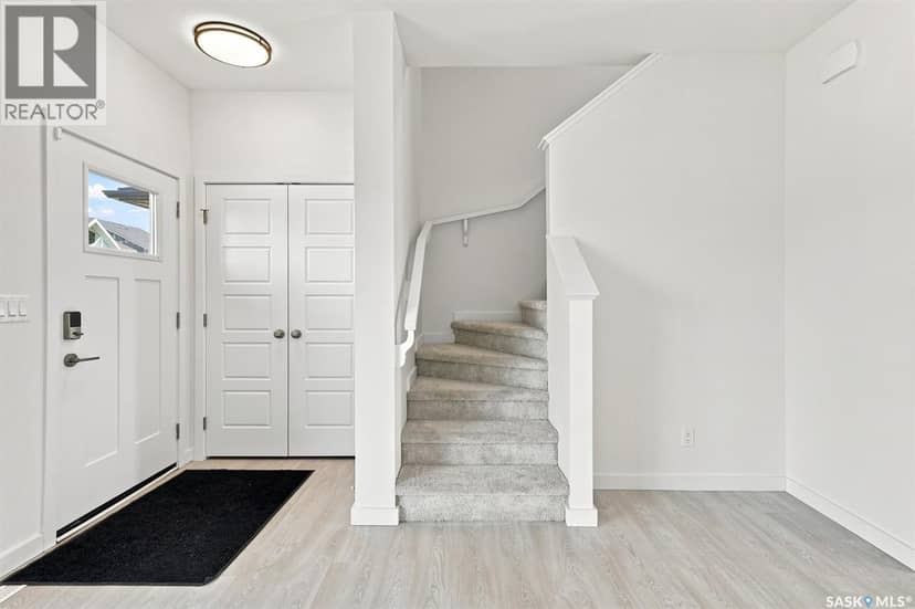 1070 Brighton GATE — photo 14 of 39