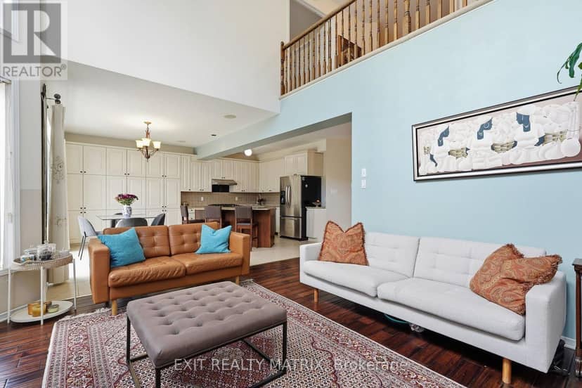 2310 Glandriel Crescent — photo 14 of 40