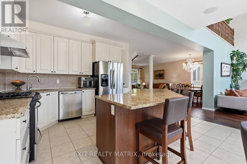 2310 Glandriel Crescent — photo 19 of 40