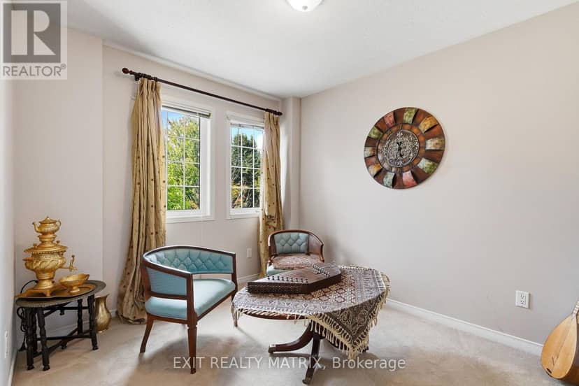 2310 Glandriel Crescent — photo 30 of 40