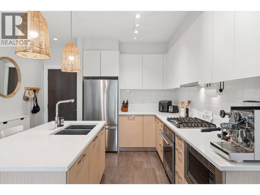210 625 E 3RD STREET, North Vancouver, photo 5