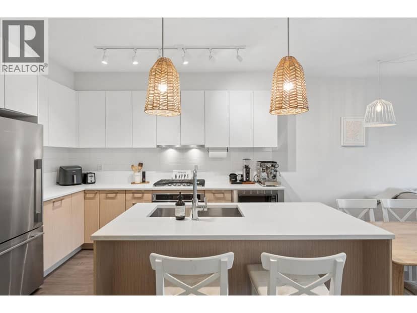 210 625 E 3RD STREET, North Vancouver, photo 6