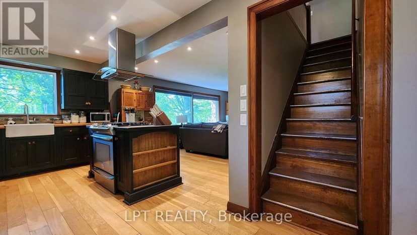 1644 Ridge Road E — photo 11 of 32