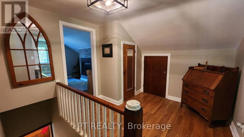 1644 Ridge Road E — photo 14 of 32