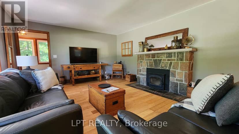 1644 Ridge Road E, Oro-Medonte, photo 3