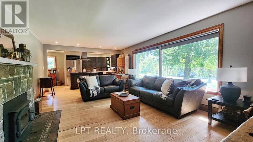 1644 Ridge Road E, Oro-Medonte, photo 4