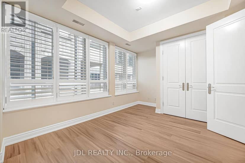 TH07 - 761 Bay Street — photo 15 of 36