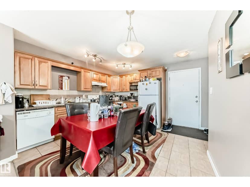 #203 11827 105 ST NW, Edmonton, photo 4
