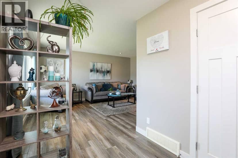408 11B Street, Nobleford, photo 3