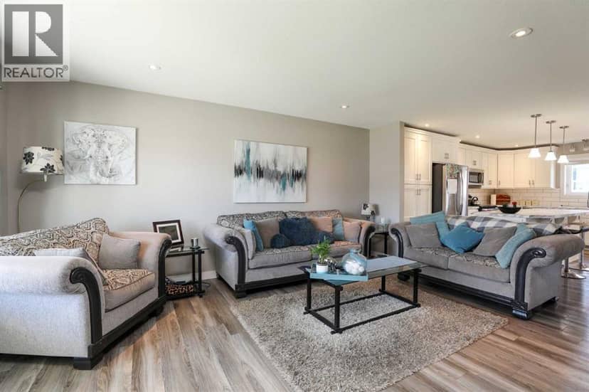 408 11B Street, Nobleford, photo 4
