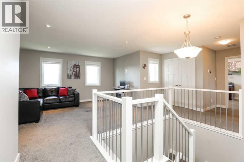 408 11B Street — photo 12 of 40