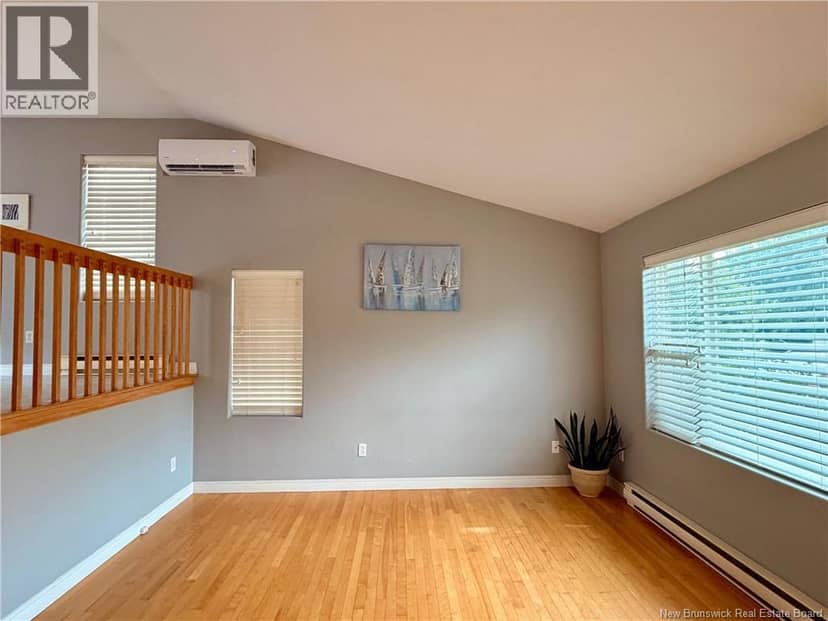 95 Frederic Street — photo 4 of 40