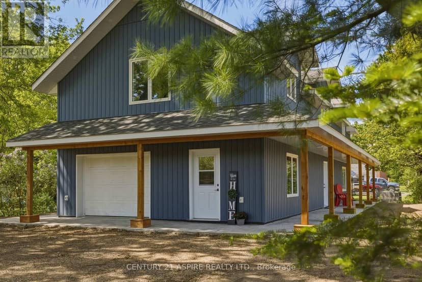 32 Wilson Street, Laurentian Hills, photo 2