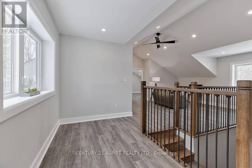 32 Wilson Street — photo 37 of 40