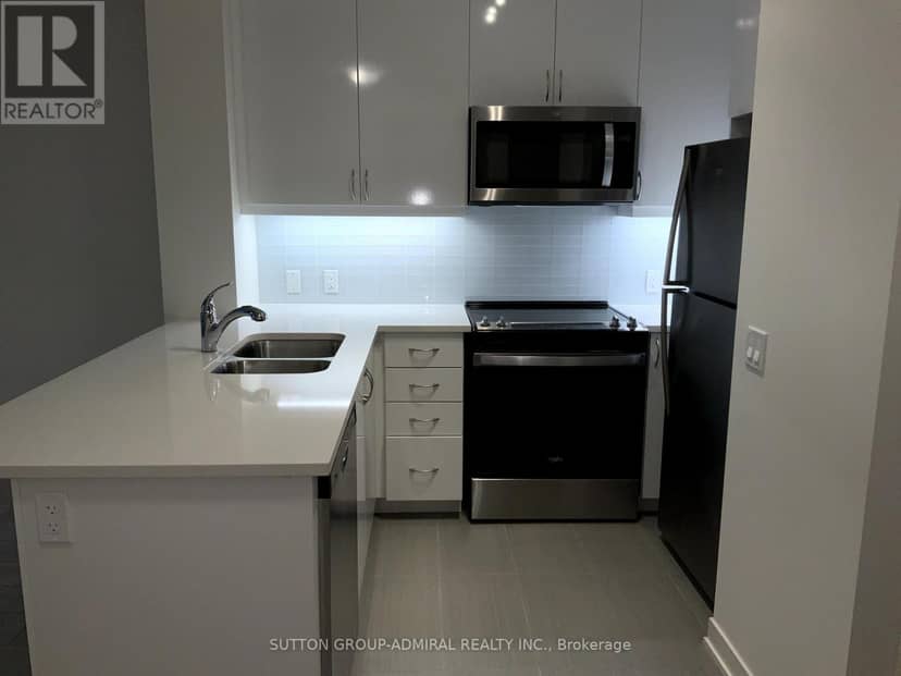 1703 - 4955 Yonge Street — photo 7 of 10