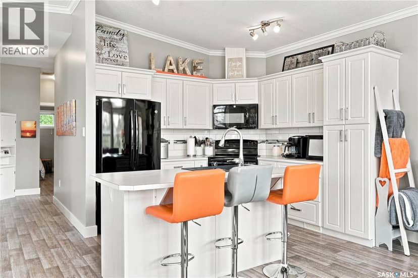 404 Ash AVENUE — photo 20 of 40
