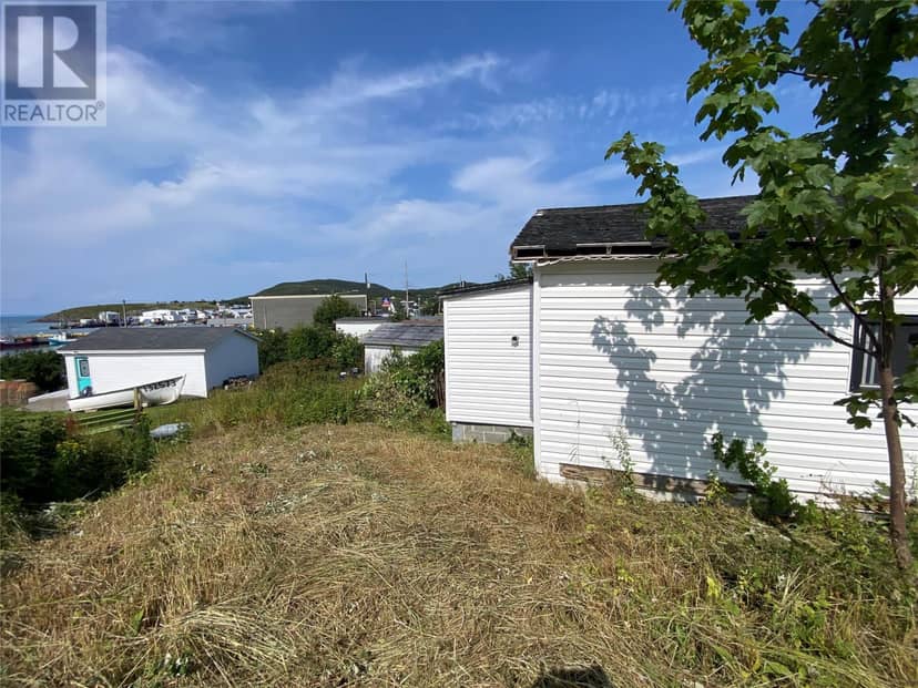 213 A Main Road — photo 9 of 16