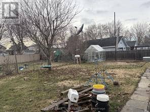 225 8th Street W — photo 3 of 4
