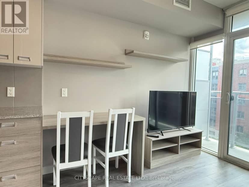 511 - 308 Lester Street — photo 16 of 31