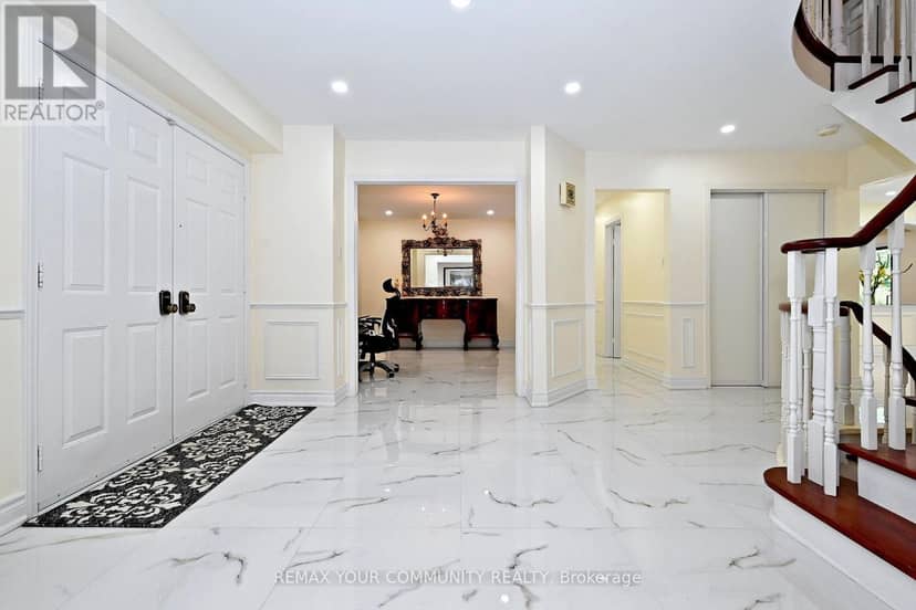 88 Cambridge Crescent — photo 5 of 40