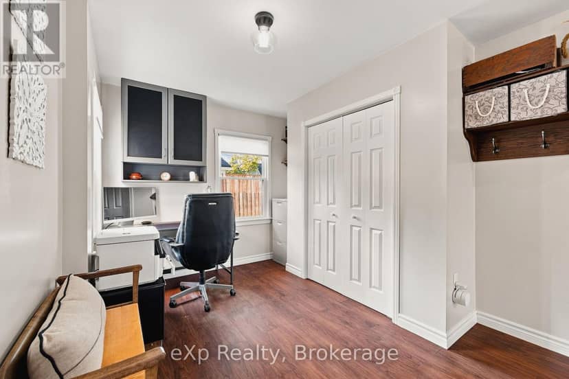 51 Osprey Street S — photo 16 of 40