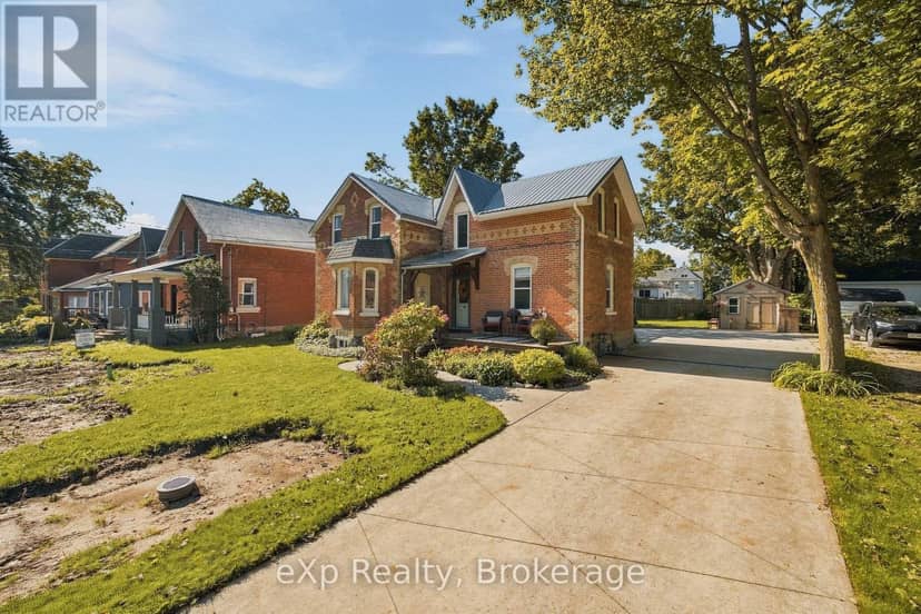 51 Osprey Street S — photo 2 of 40