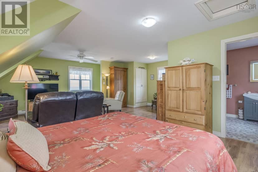 6437 Shore Road West — photo 31 of 40