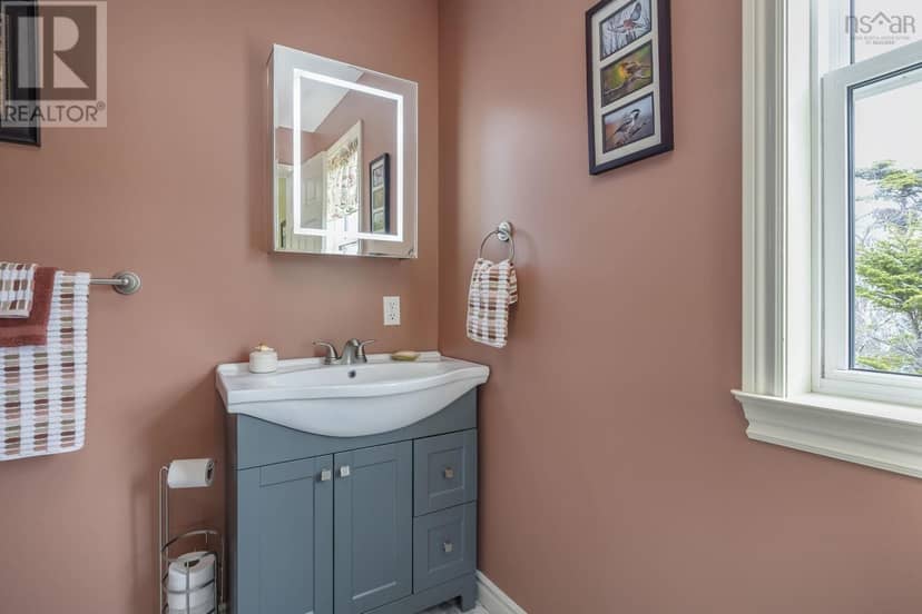 6437 Shore Road West — photo 33 of 40