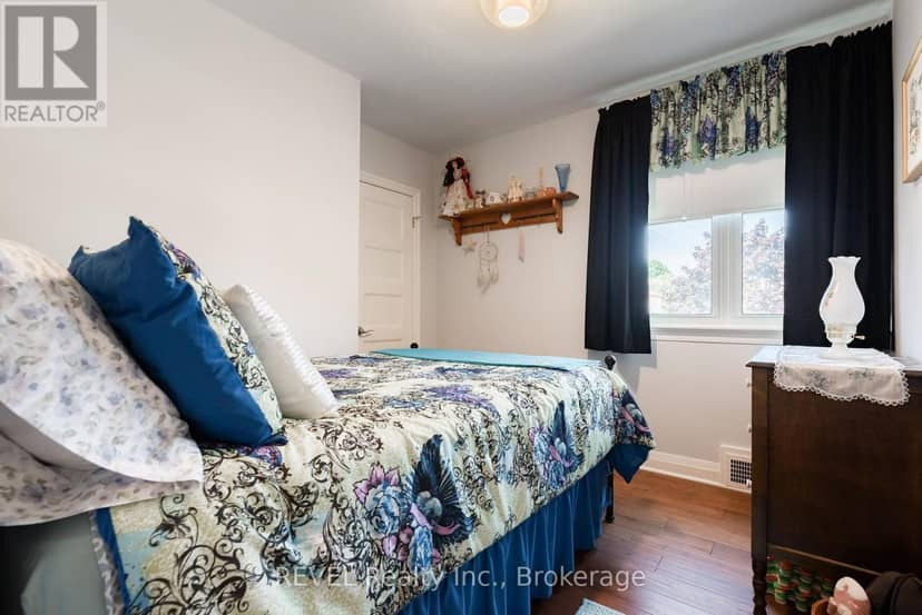 5682 Hanan Avenue — photo 18 of 40