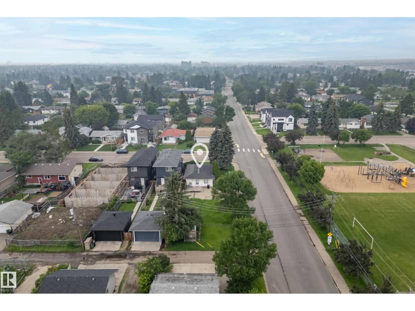 15321 110 AV NW, Edmonton, photo 3