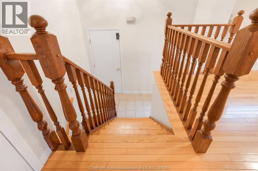 15 Monarch Drive — photo 4 of 35