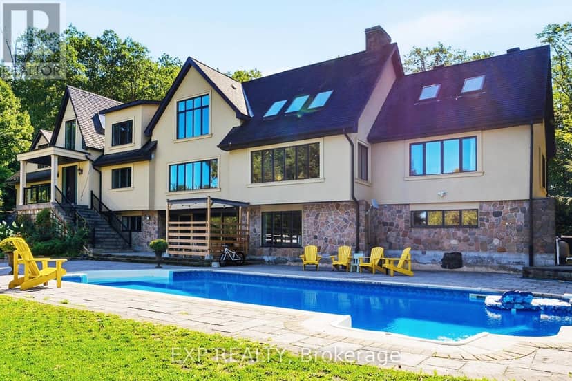 1785 Davis Drive W, King, photo 2