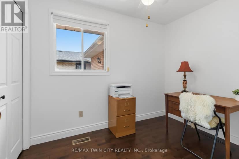 22 Allensgate Drive — photo 19 of 39
