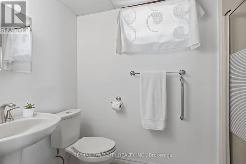 22 Allensgate Drive — photo 26 of 39