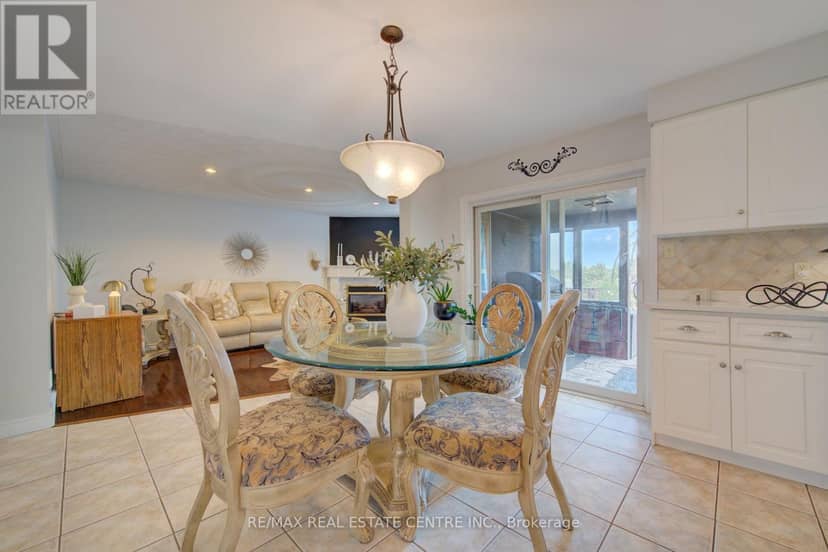 51 Copperfield Drive — photo 10 of 40