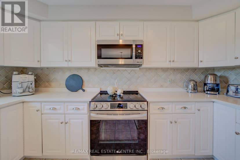 51 Copperfield Drive — photo 12 of 40